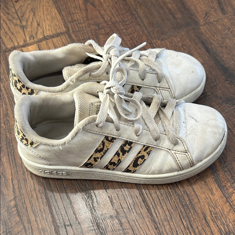 adidas Kids Sneakers in White and Leopard Print